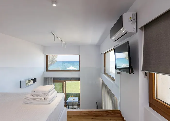 North Coast Seaside 罗希姆诺