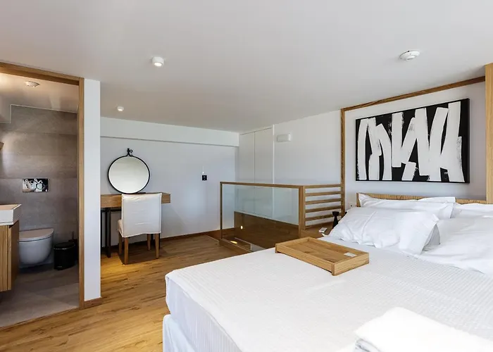 North Coast Seaside 酒店 4*