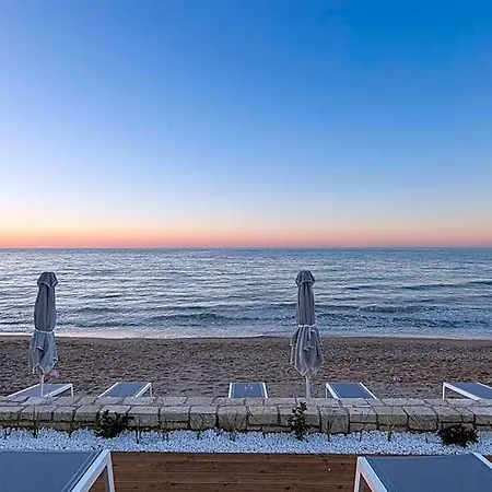 North Coast Seaside Hotel 4*