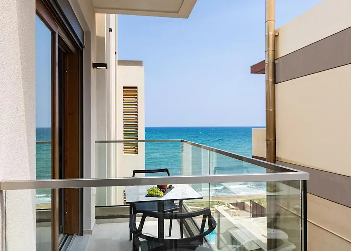 North Coast Seaside Hotel 4*