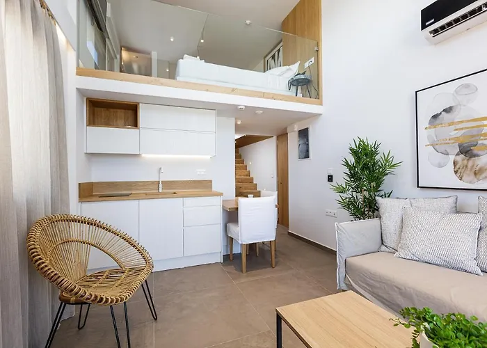 North Coast Seaside Réthymnon