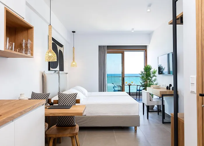 North Coast Seaside Hotel Rethymno